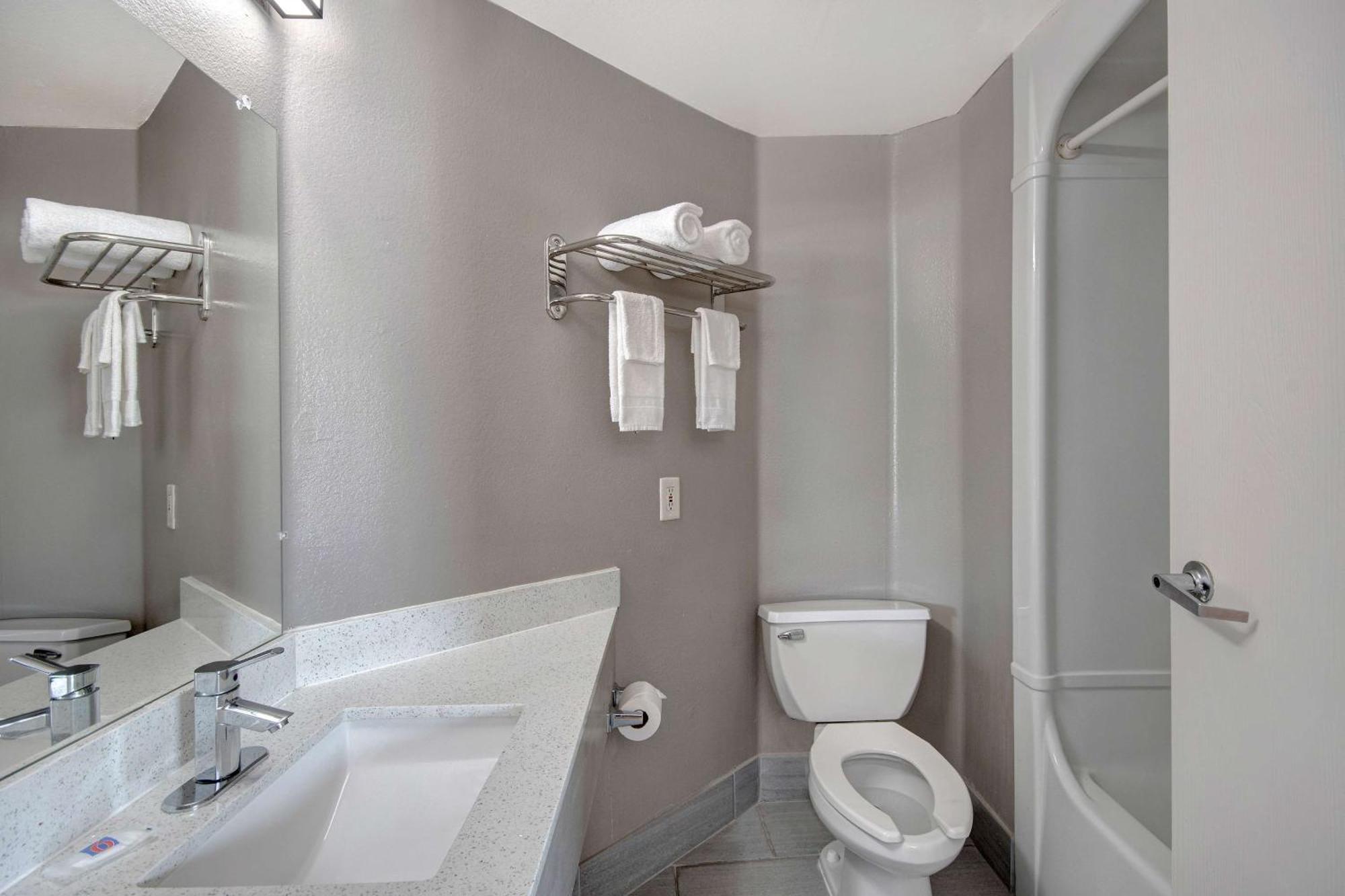 Motel 6-San Antonio, Tx - South מראה חיצוני תמונה