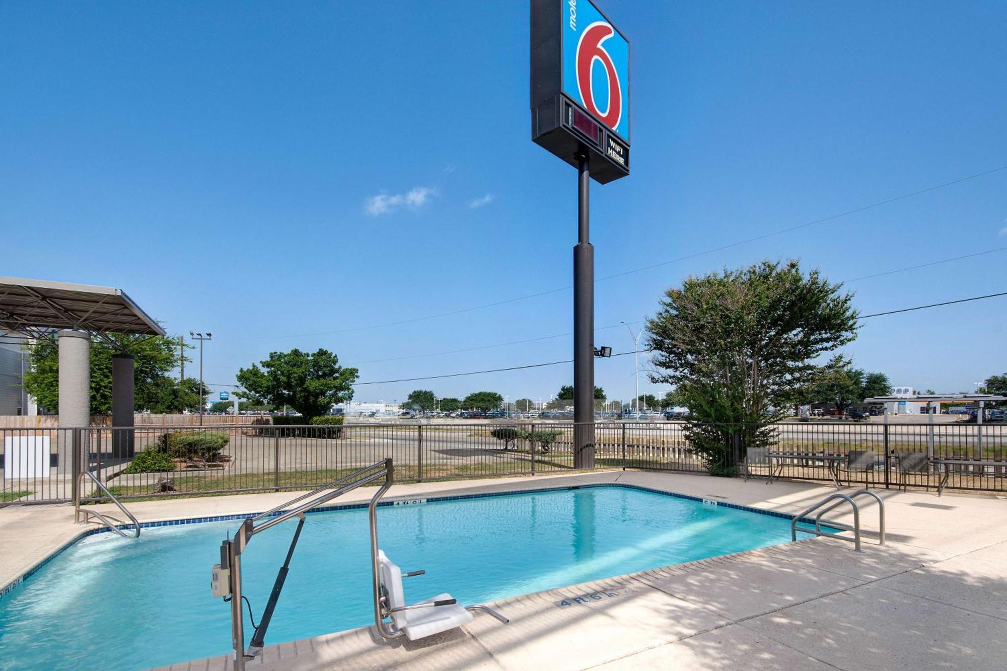 Motel 6-San Antonio, Tx - South מראה חיצוני תמונה